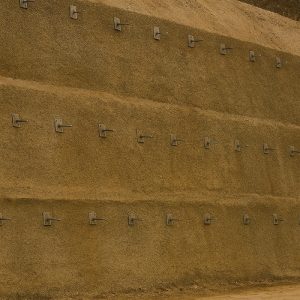 طراحی و اجرای سازه نگهبان